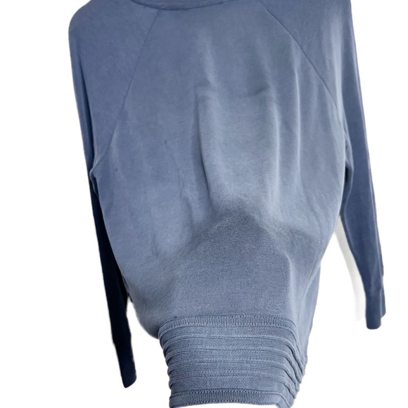 Athleta Women's Serenity Criss Cross Grey Crewneck Athletic Sweatshirt Sweater - Picture 7 of 16